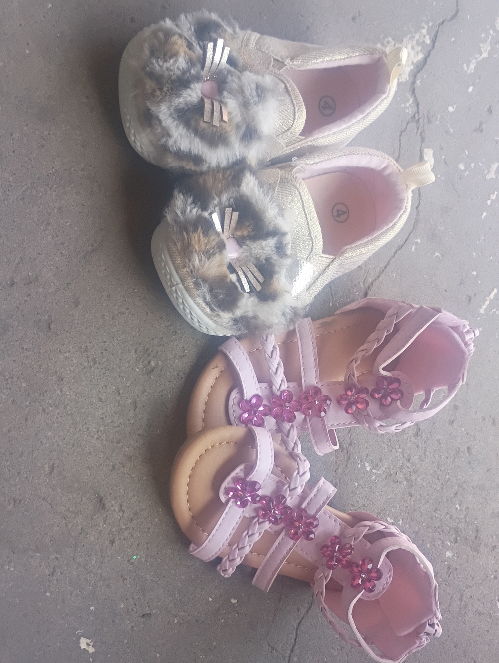 Kids Pink Floral Sandals and Gray Faux-Fur Slip-Ons Set Lot Size 4